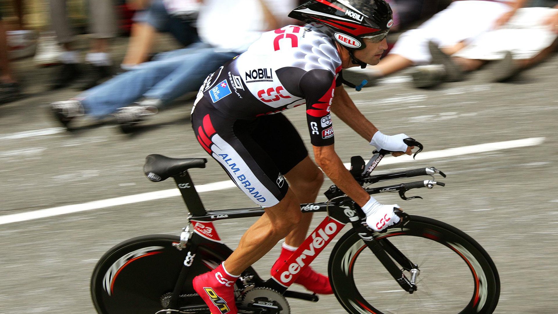 铁幕与孤星,森林狼窒息式防守下的米切尔时间